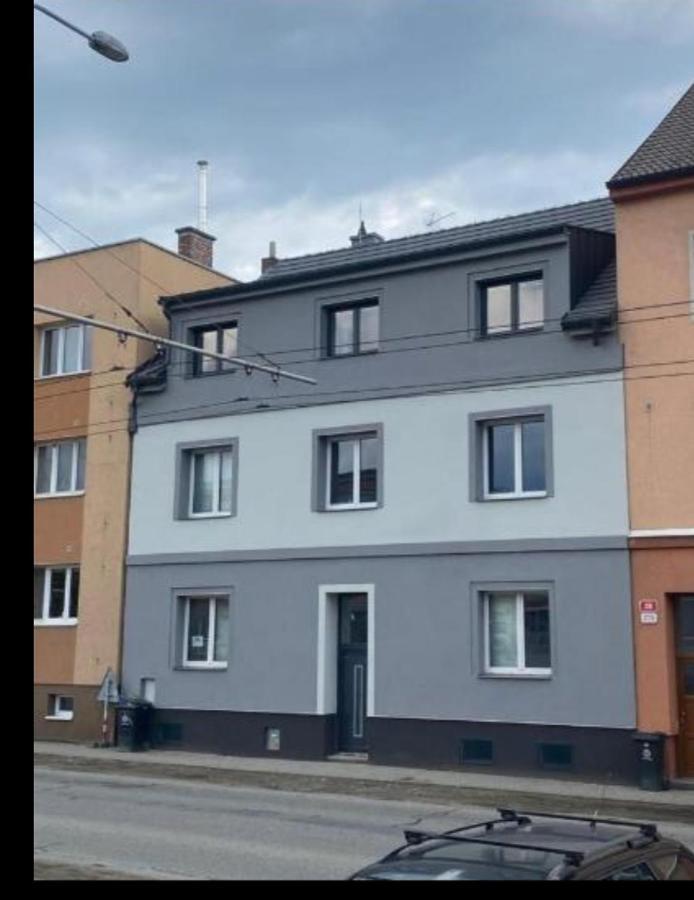 Cerna Ruze - Apartman 7 Pilsen Exterior foto